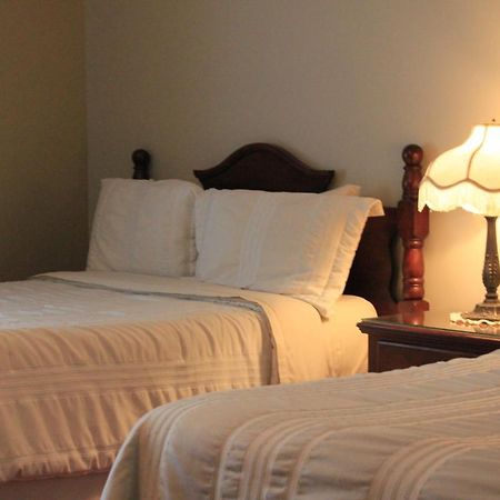 Auberge Le Flores GrandʼMère Εξωτερικό φωτογραφία