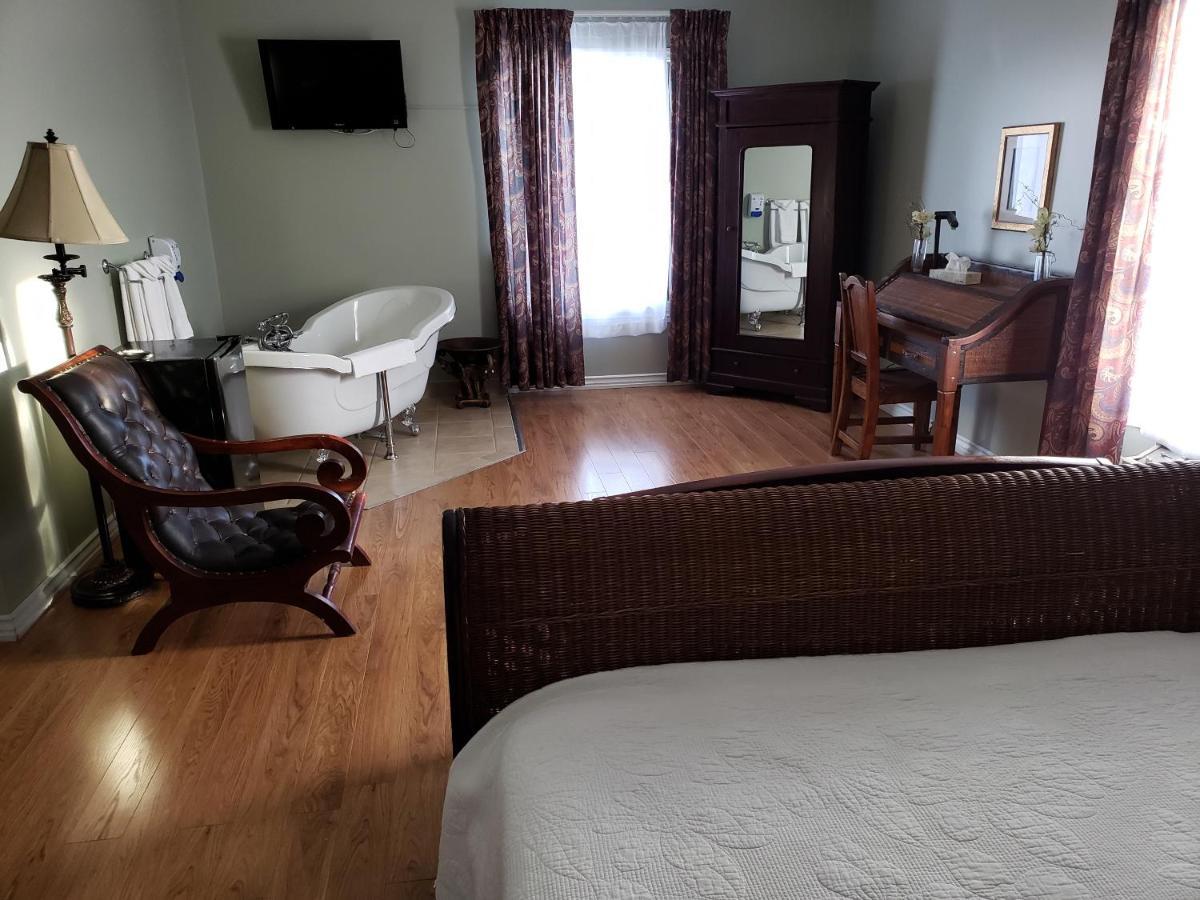Auberge Le Flores GrandʼMère Εξωτερικό φωτογραφία